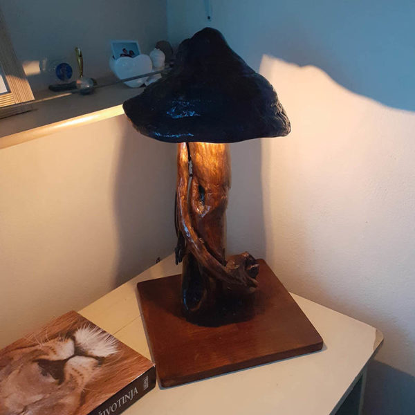 Lampa - detalj interijer